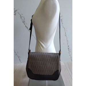 VTG Adrienne Vittadini Purse Leather Crossbody Classic Flap Bag Brown Monogram